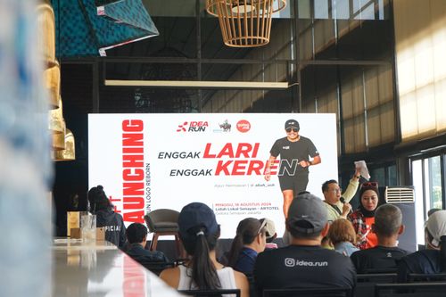 Race photo from Soft Launching Buku "Enggak Lari, Enggak Keren" & IdeaRun