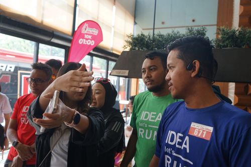 Race photo from Soft Launching Buku "Enggak Lari, Enggak Keren" & IdeaRun