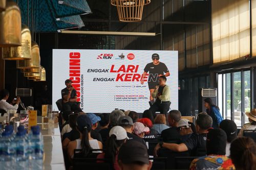Race photo from Soft Launching Buku "Enggak Lari, Enggak Keren" & IdeaRun