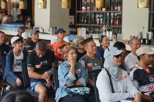 Race photo from Soft Launching Buku "Enggak Lari, Enggak Keren" & IdeaRun