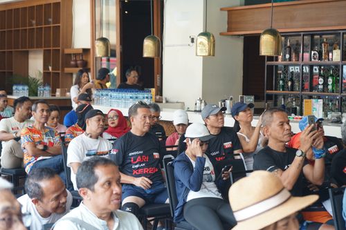 Race photo from Soft Launching Buku "Enggak Lari, Enggak Keren" & IdeaRun