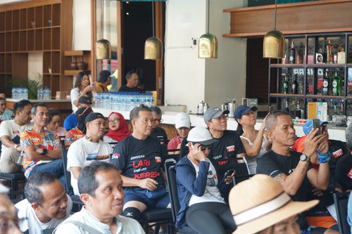Race photo from Soft Launching Buku "Enggak Lari, Enggak Keren" & IdeaRun