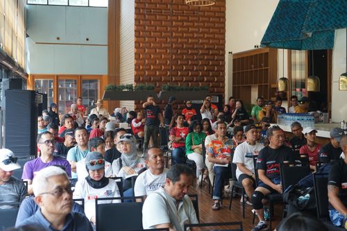 Race photo from Soft Launching Buku "Enggak Lari, Enggak Keren" & IdeaRun