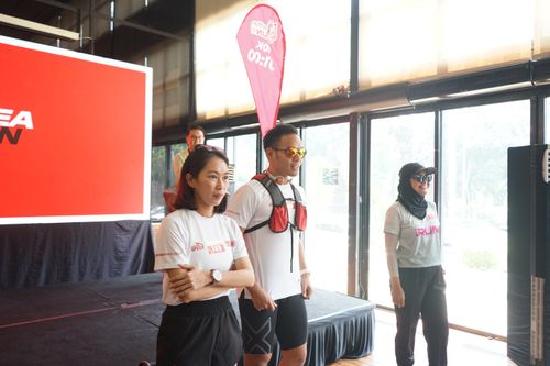 Race photo from Soft Launching Buku "Enggak Lari, Enggak Keren" & IdeaRun