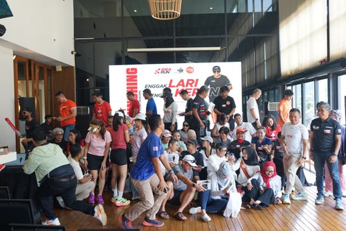 Race photo from Soft Launching Buku "Enggak Lari, Enggak Keren" & IdeaRun