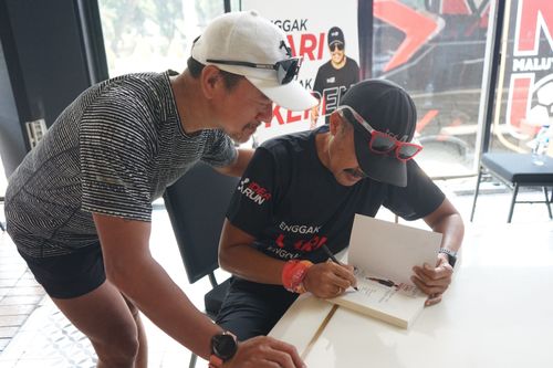Race photo from Soft Launching Buku "Enggak Lari, Enggak Keren" & IdeaRun