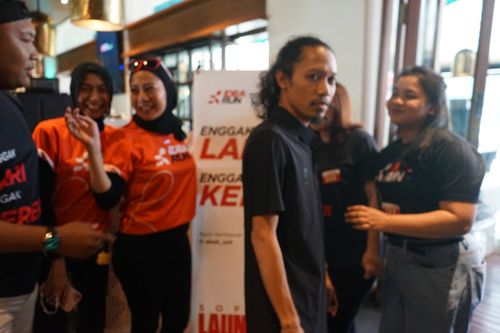 Race photo from Soft Launching Buku "Enggak Lari, Enggak Keren" & IdeaRun