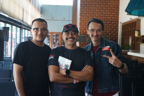 Race photo from Soft Launching Buku "Enggak Lari, Enggak Keren" & IdeaRun