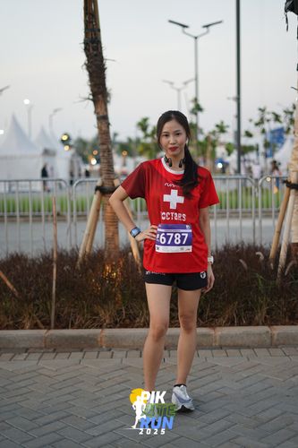 Race photo from PIK NITE RUN 2025