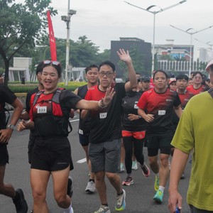 Race photo from FIRST SUNDAY RUN