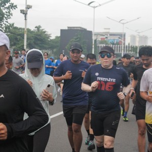 Race photo from FIRST SUNDAY RUN