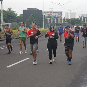 Race photo from FIRST SUNDAY RUN