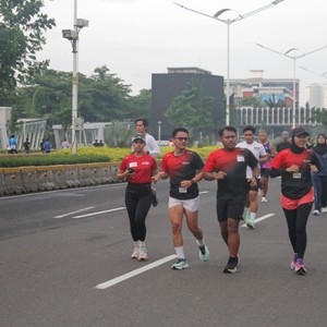 Race photo from FIRST SUNDAY RUN