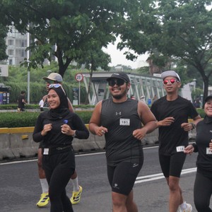 Race photo from FIRST SUNDAY RUN
