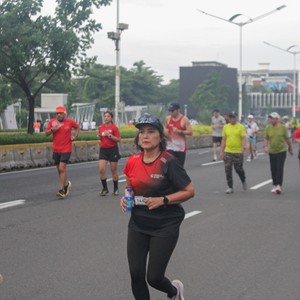 Race photo from FIRST SUNDAY RUN
