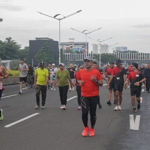 Race photo from FIRST SUNDAY RUN