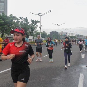 Race photo from FIRST SUNDAY RUN