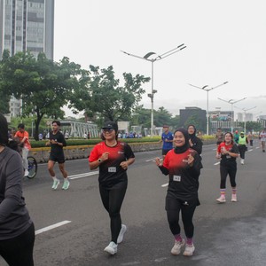 Race photo from FIRST SUNDAY RUN