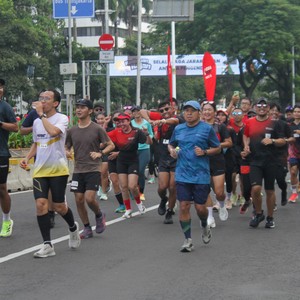 Race photo from FIRST SUNDAY RUN