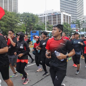 Race photo from FIRST SUNDAY RUN