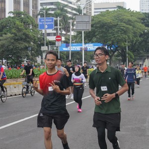 Race photo from FIRST SUNDAY RUN