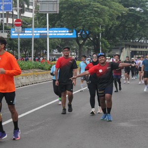 Race photo from FIRST SUNDAY RUN