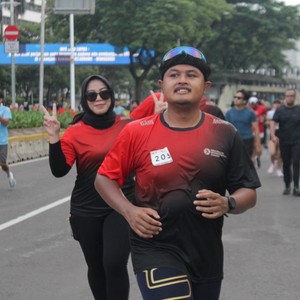 Race photo from FIRST SUNDAY RUN