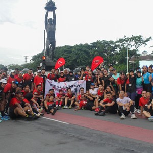 Race photo from FIRST SUNDAY RUN