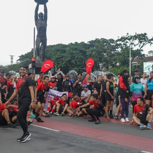 Race photo from FIRST SUNDAY RUN