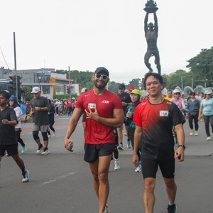 Race photo from FIRST SUNDAY RUN