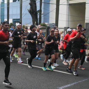 Race photo from FIRST SUNDAY RUN