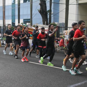 Race photo from FIRST SUNDAY RUN