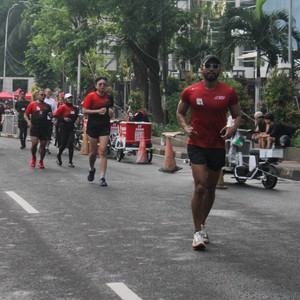 Race photo from FIRST SUNDAY RUN