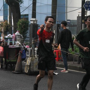 Race photo from FIRST SUNDAY RUN