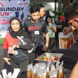 Race photo from FIRST SUNDAY RUN