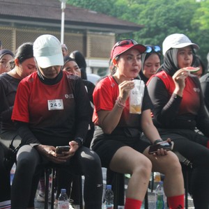 Race photo from FIRST SUNDAY RUN