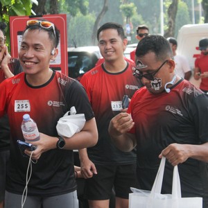 Race photo from FIRST SUNDAY RUN