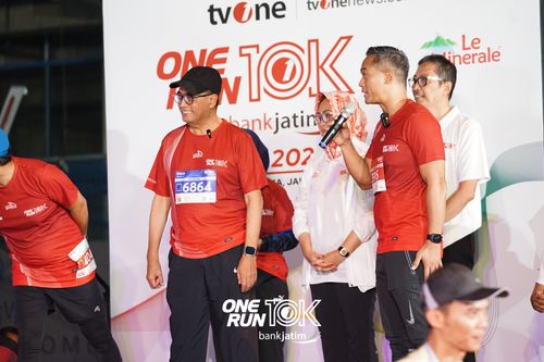 Race photo from ONE RUN 10 K