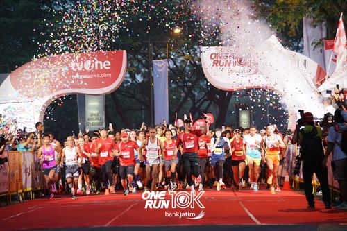 Race photo from ONE RUN 10 K