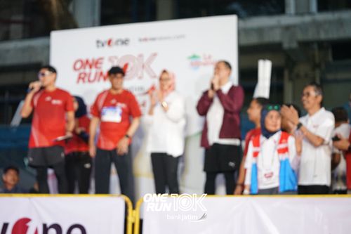 Race photo from ONE RUN 10 K