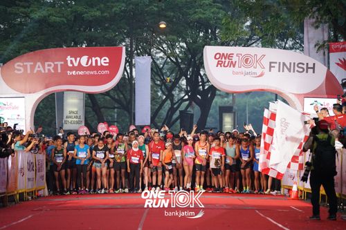 Race photo from ONE RUN 10 K