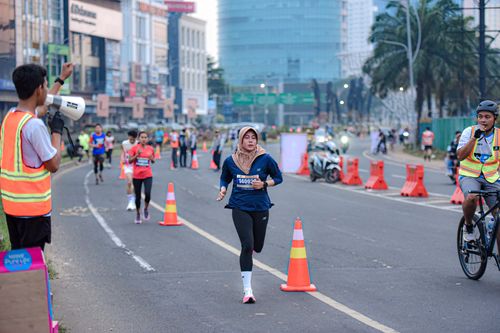 Race photo from NOTARACE 2025