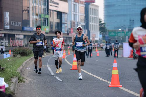 Race photo from NOTARACE 2025