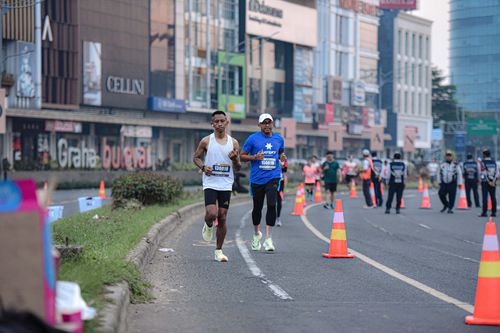 Race photo from NOTARACE 2025