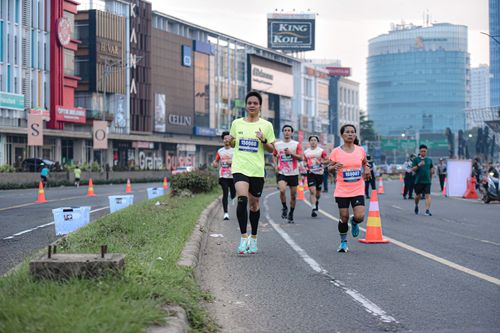 Race photo from NOTARACE 2025