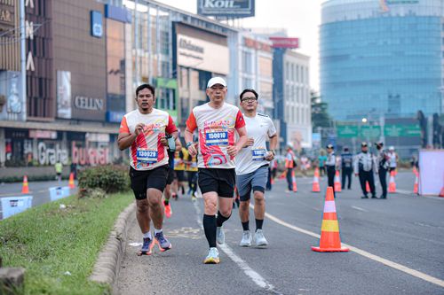 Race photo from NOTARACE 2025