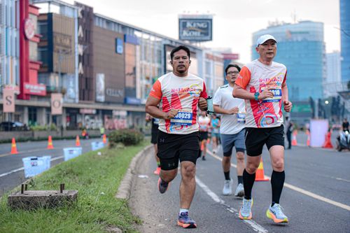 Race photo from NOTARACE 2025