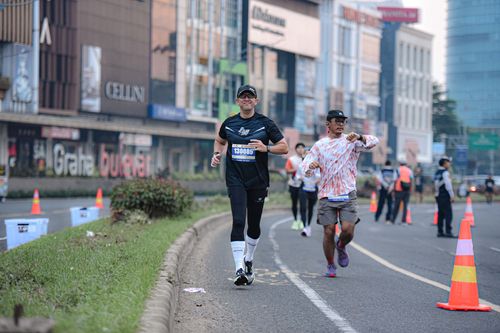 Race photo from NOTARACE 2025