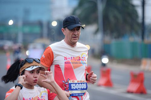 Race photo from NOTARACE 2025