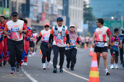 Race photo from NOTARACE 2025
